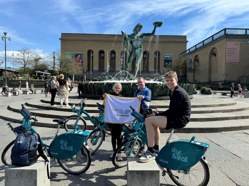 Gothenburg: City Highlights Bike Tour with Transfer - Gustav Adolf Square puts history in the center