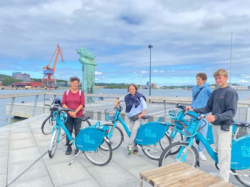 Gothenburg: City Highlights Bike Tour with Transfer - How much cycling should you expect?