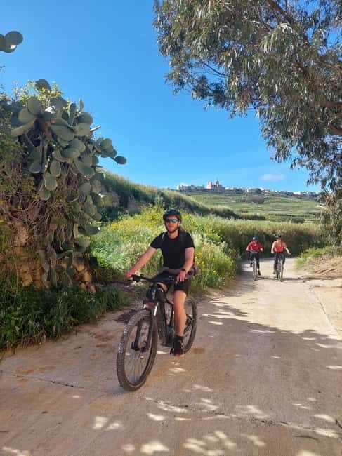 Gozo: E-Bike Guided Tour - Starting out with a small group and helpful guides