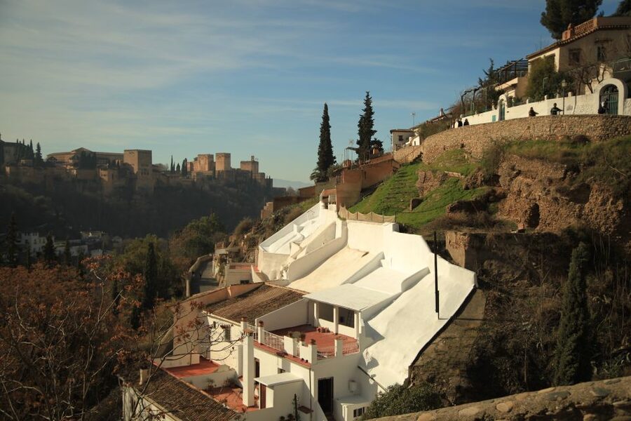 Granada: Albaicin and Sacromonte E-Bike Tour - Should you book the Albaicin and Sacromonte e-bike tour?