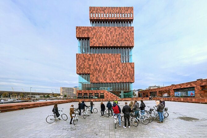 Guided Bike Tour: 2 Hours Highlights of Antwerp - Why Antwerp works so well by bicycle