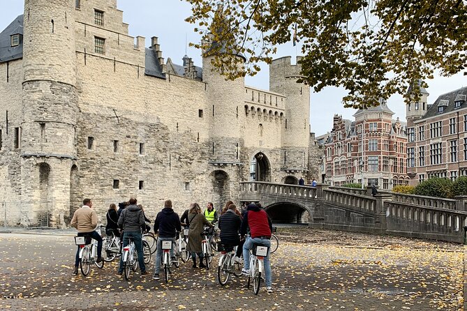 Guided Bike Tour: 2 Hours Highlights of Antwerp - MAS and the old port district