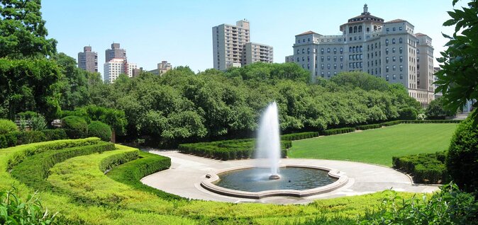 Guided Bike Tour of Central Park New York City - From Gapstow Bridge area to the Mall