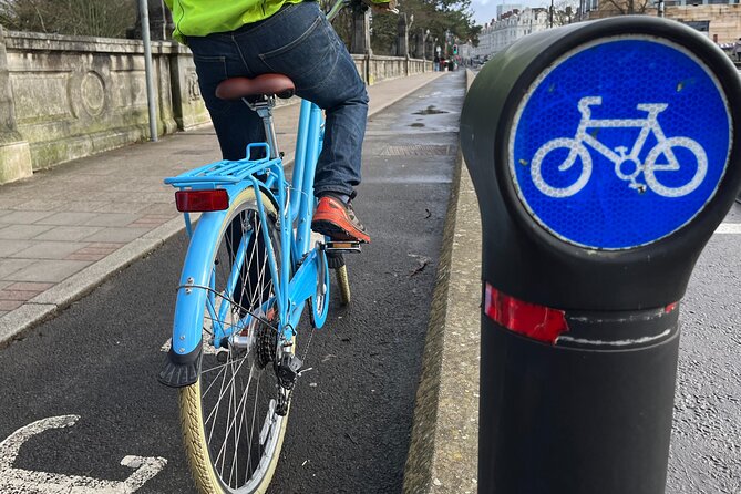 Guided Cycle Tours of Cardiff - Cardiff Market and a Welsh cake finish