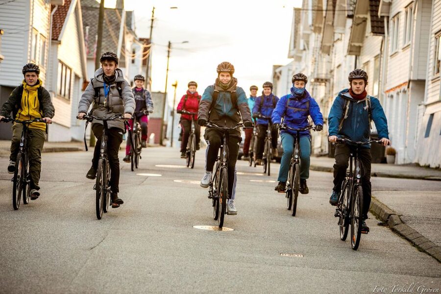 Guided E-Bike Tour in Haugesund: city, vikings, Rising Tides - Rådhusplassen and the story of Harald Fairhair
