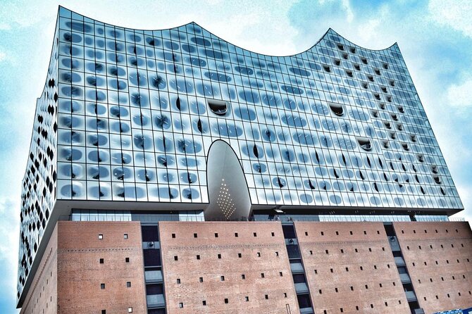 Guided Hamburg City Bike Tour - Key points before you book