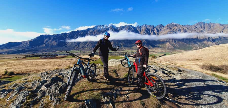 Guided Scenic E-bike Tour - Ride to the Lake - Starting in Frankton with the right bike