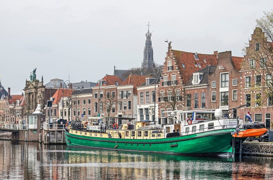 Haarlem Highlights Bike Tour - Meeting at Stationsplein 64