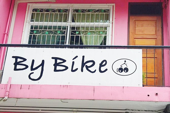 Half-Day Bangkok Bike Tour Including Lunch - Bangkok by bicycle, at street level