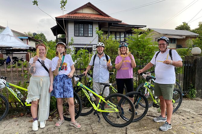 Half-Day Heritage Bike Tour in Kuching - Why a bicycle makes sense in Kuching