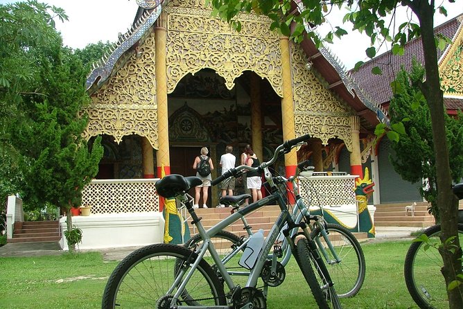 Half-Day Lanna Countryside Cycling Tour in Chiang Mai - Heat, pace, and group size