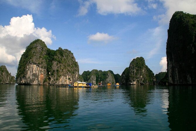 Halong Bay 2 days on classic cruise, small group, biking-kayaking - What makes this cruise worth considering