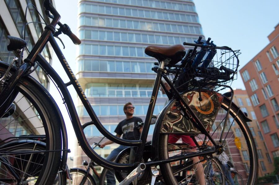 Hamburg: Bike Rental - What the Three-Gear City Bike Feels Like
