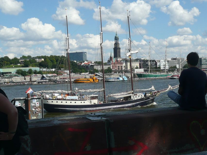 Hamburg: Bike Tour of the Speicherstadt & Old Harbor - Key points to know before you book