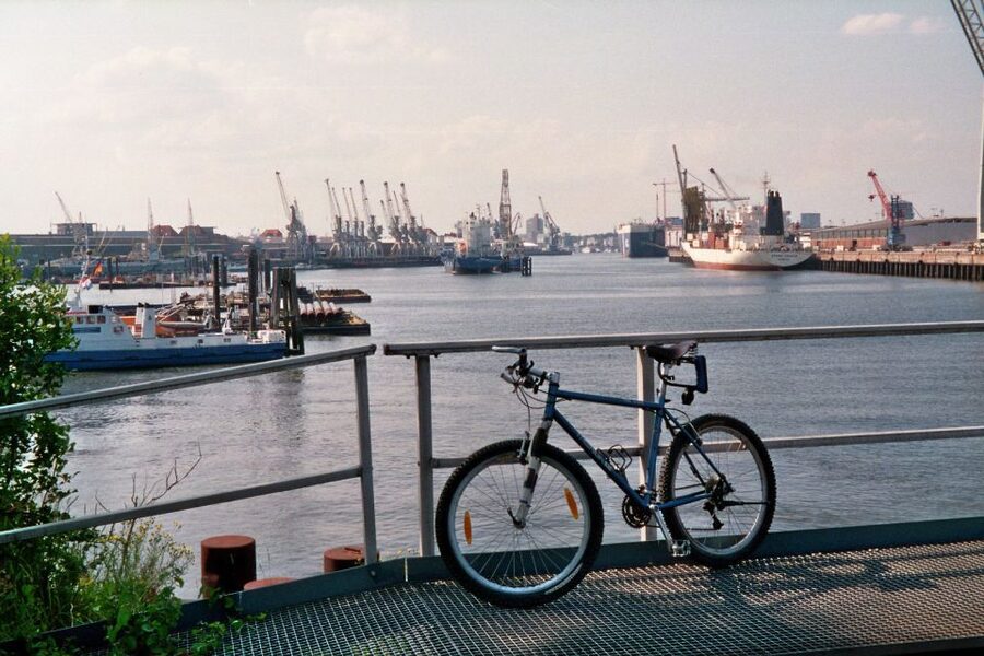 Hamburg: Bike Tour of the Speicherstadt & Old Harbor - Speicherstadt: brick warehouses beside the canals