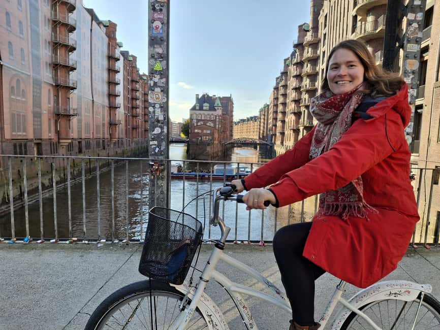 Hamburg: City Tour by Bike with Elbphilharmonie incl. Bike - Baumwall, St. Michael’s, and Peterstrasse