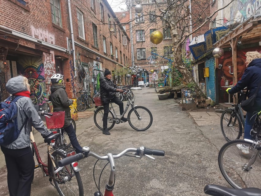 Hamburg: Downtown, Alster & Creative Neighborhoods by Bike - Karolinenviertel and the city’s creative side