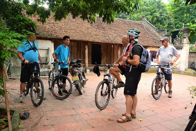 Hanoi Bicycle Tours: Half Day Bicycle Tours Hanoi Countryside - Rice fields and farming along the Red River
