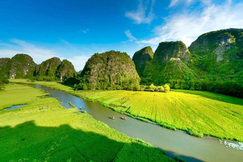Hanoi: Ninh Binh, Tam Coc, Mua Cave & Hoa Lu with cycling - Is $33 good value?