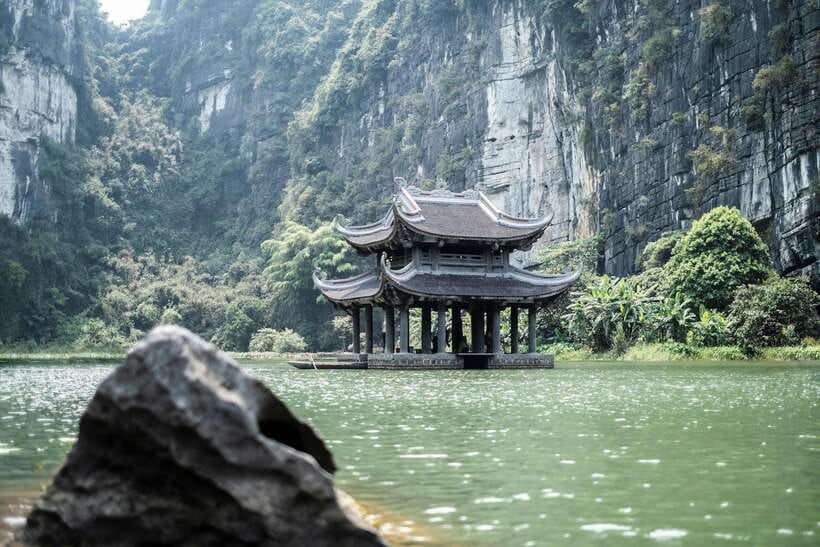 Hanoi:Ninh Binh-Trang An-Mua Cave-Hoa Lu&Cycling BEST SELLER - Hoa Lu and Vietnam’s first capital