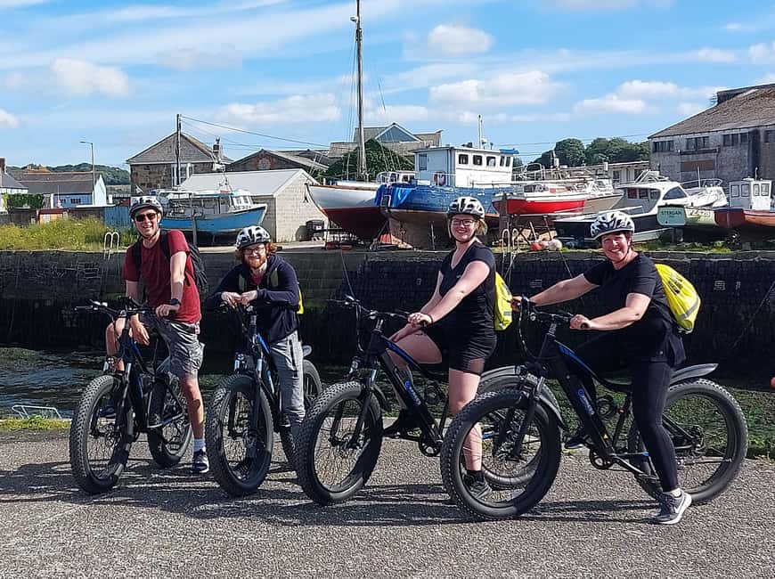 Hayle: 4-Hours Fat-Tyre E-Bike Hire - A patient briefing before the first hill