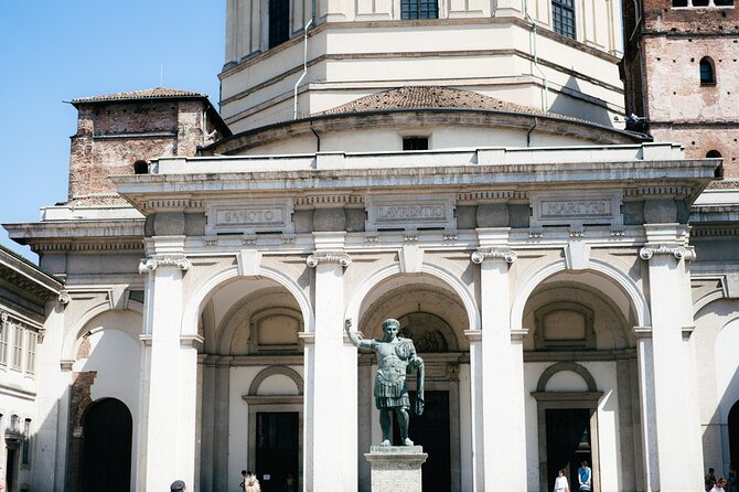 Highlights and hidden gems of Milan Bike Tour - Sforza Castle and Parco Sempione