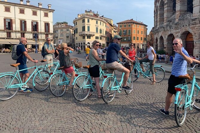 Highlights and hidden gems Verona Bike Tour - Juliet’s House and the reality of the courtyard