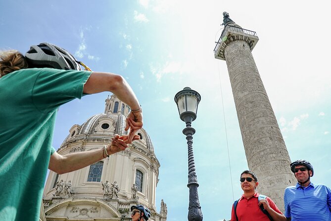 Highlights & Hidden Gems Tour with Top E-bike - Small groups and guide quality make a difference