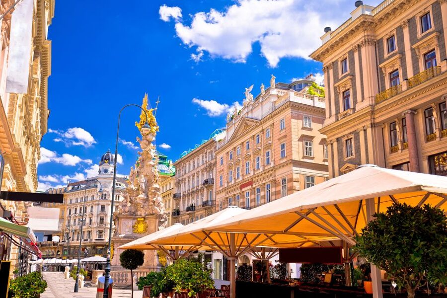 Highlights of Vienna: Private Bike Tour with Licensed Guide - Why a private bike tour fits Vienna