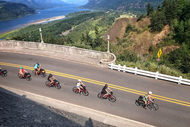 Hike and Bike Tour to Columbia River Gorge Waterfalls - Reaching the Columbia River Gorge