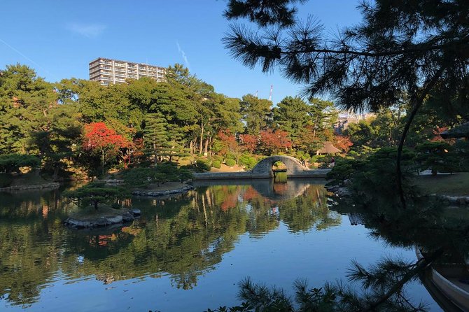 Hiroshima in a Nutshell: Morning Bike Adventure - Shukkei-en: the peaceful final stop