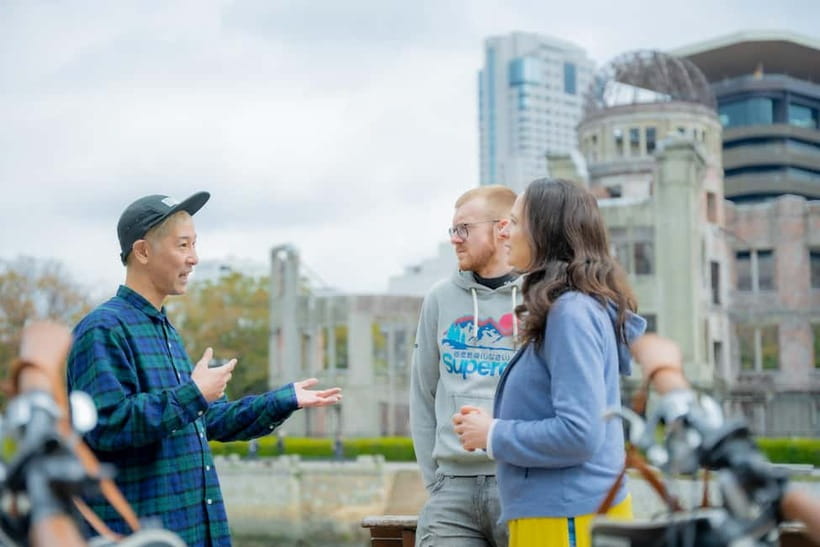 Hiroshima: Peace Cycling Tour with Local Guide - The two-hour ride: a focused introduction