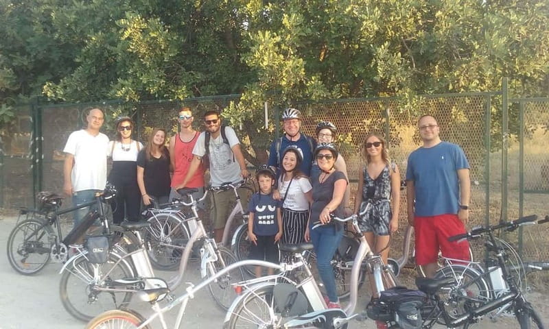 Historic Athens: Small Group Electric Bike Tour - Monastiraki and the return to Thisseio