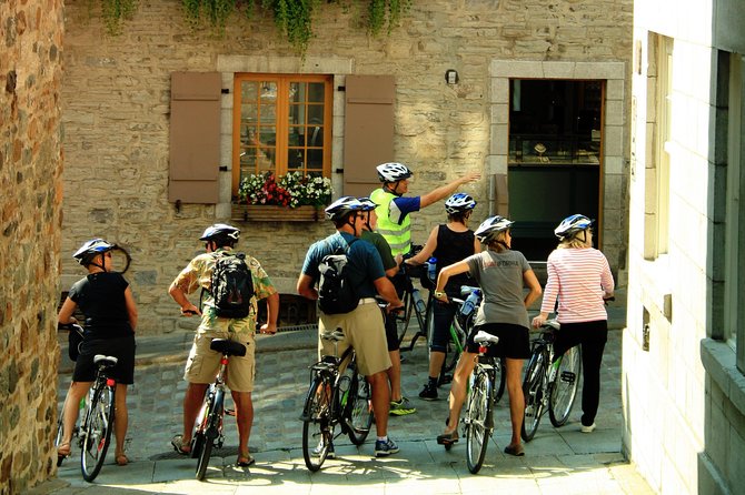 Historical Lower Town & Neighborhoods Bike Tour - Why a bike is smart in Lower Town