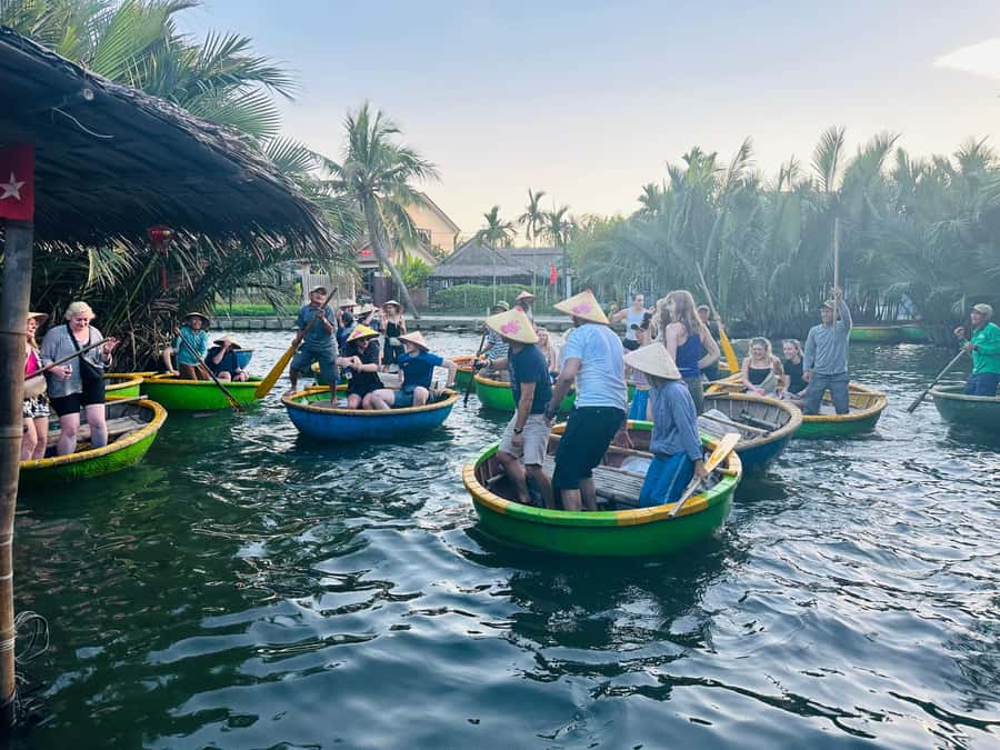 Hoi An Countryside Bike Tour- Tra Que Village & Basket Boat - Returning through Hoi An’s old town