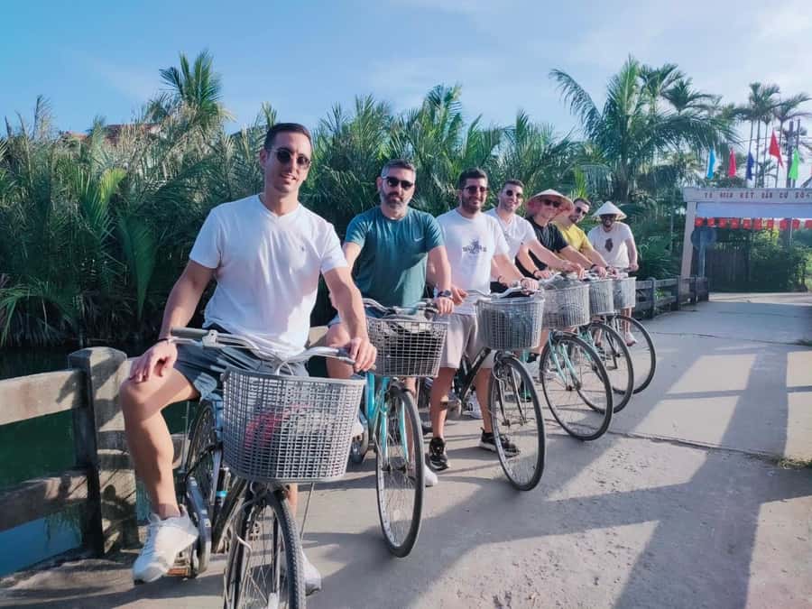 Hoi An: Countryside by Cycling, Buffalo Riding & Do Farming - Meeting farmers and getting your feet muddy