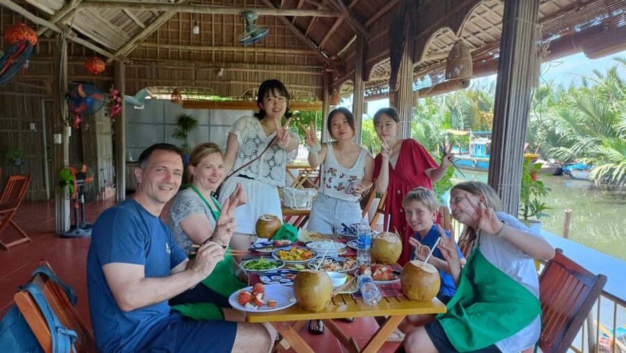 Hoi An: Private Villages Biking Tour with Meal - 9:30 coffee and a useful pause