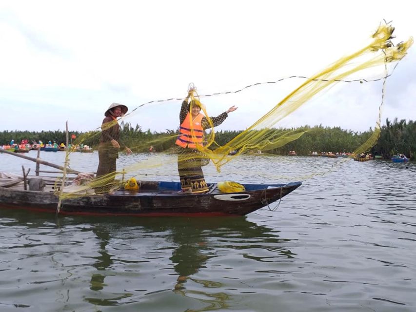 Hoi An: Private Villages Biking Tour with Meal - 12:00 with five local dishes
