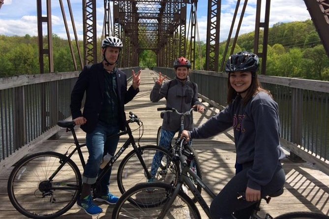 Hudson Valley Craft Brewery Bike Tour - A picnic lunch halfway through the ride