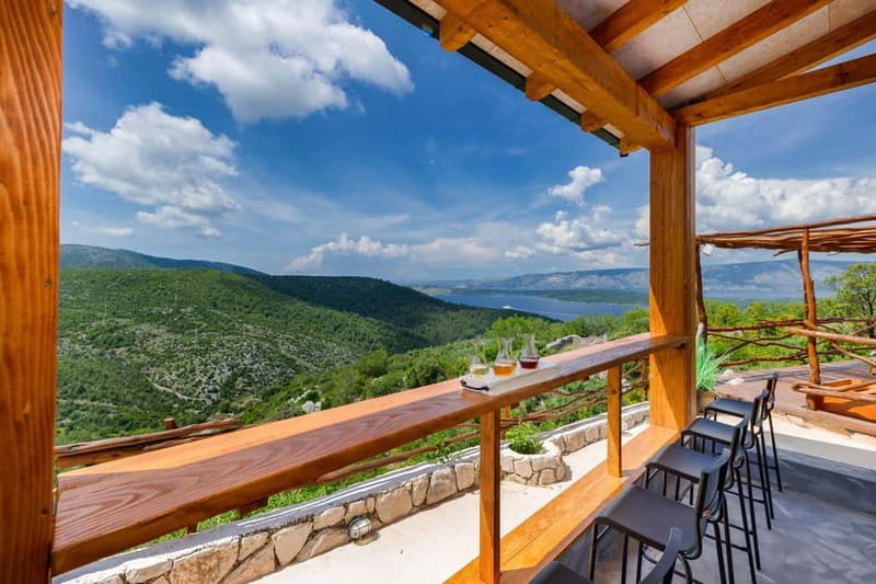 Hvar Island E-Bike Tour with Wine Tasting and Starters - Should you book the Hvar e-bike and wine tour?