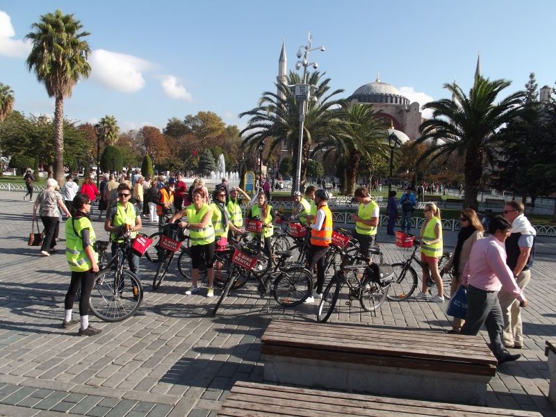 Istanbul 3-Hour Old City Tour by Bicycle - Topkapı Palace and the Ottoman view