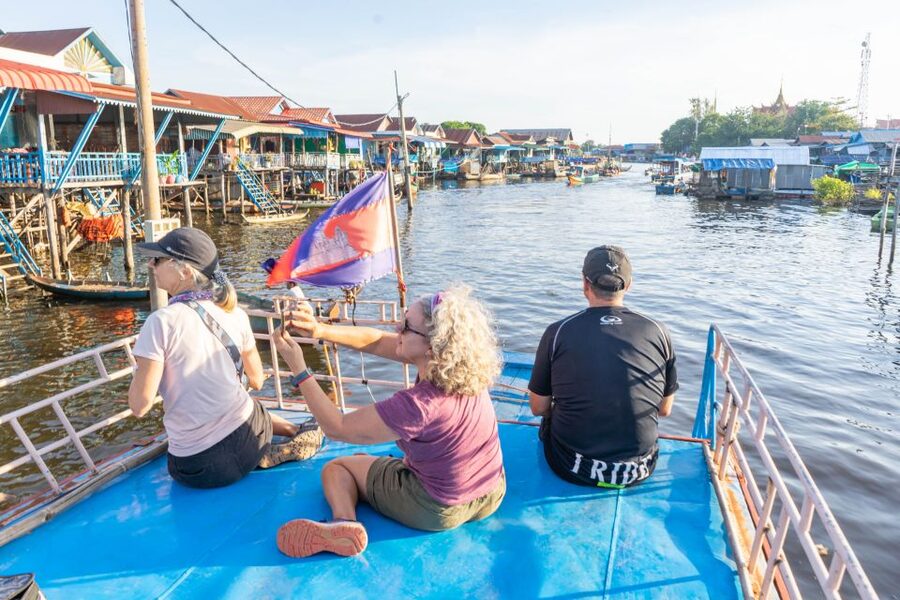 Kampong Phluk: Floating Village Sunset Bike Tour or E-Bike - Guides who shape the experience