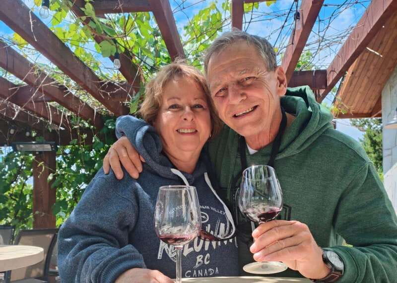 Kelowna: E-Bike Guided Wine Tour with Lunch & Tastings - What the $175 price really covers