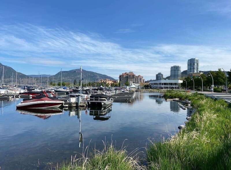 Kelowna: E-Bike Rental with In-App Navigation Guide - Ending the day with a souvenir video