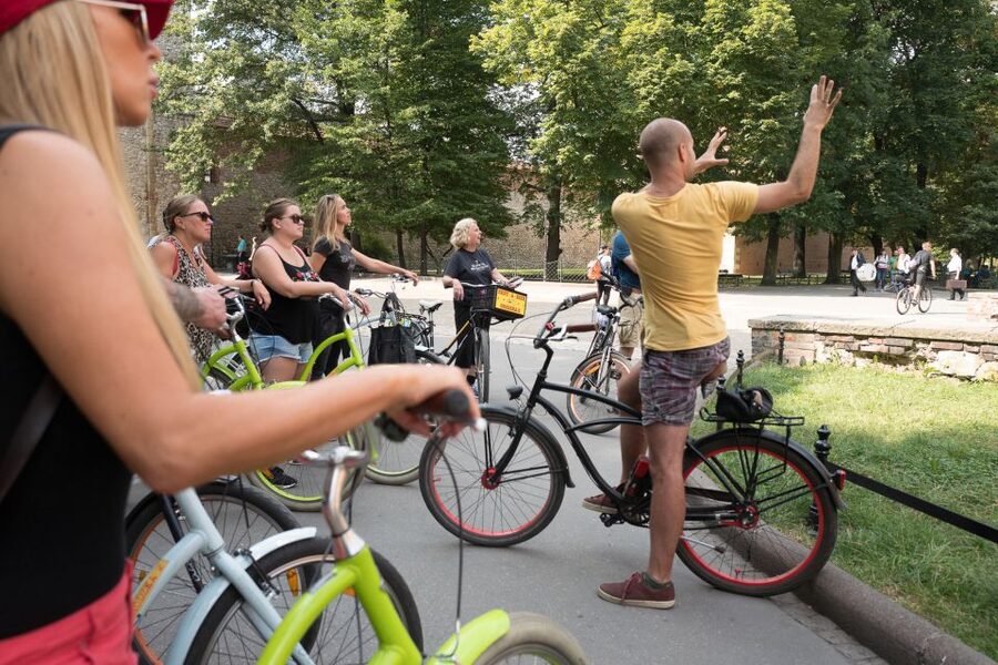 Krakow: 3-Hour Small Group Tour on E-Bike - Who should book this ride?