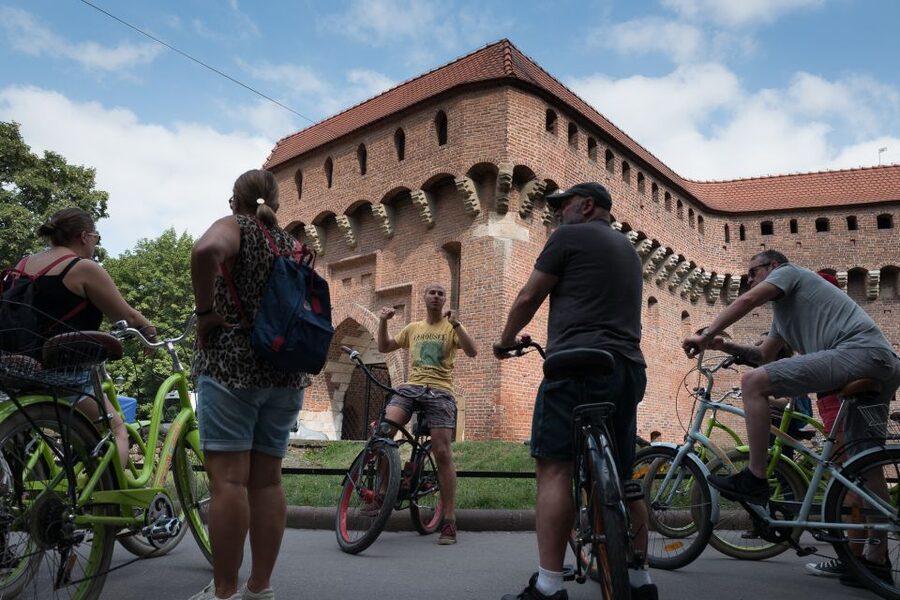Krakow: Bike Tour of Old Town, Jewish Quarter and the Ghetto - Who should book this Krakow bike tour?