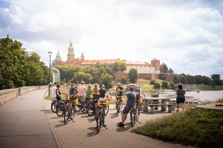 Krakow: Bike Tour of Old Town, Jewish Quarter and the Ghetto - Main Market Square and Krakow’s royal center