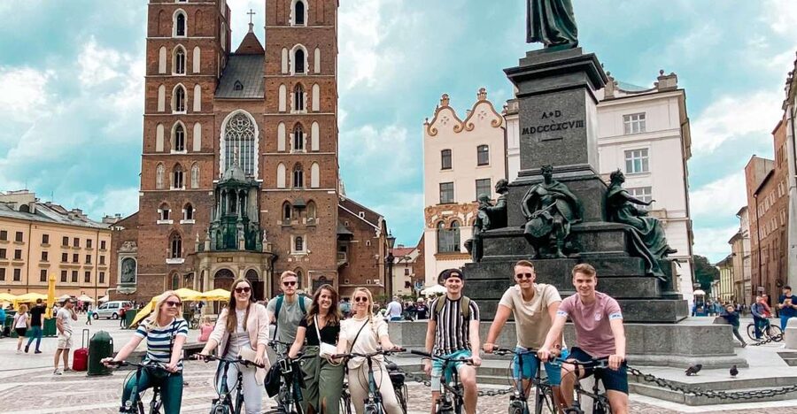 Krakow: Complete Bike tour with all the highlights - The tour at a glance