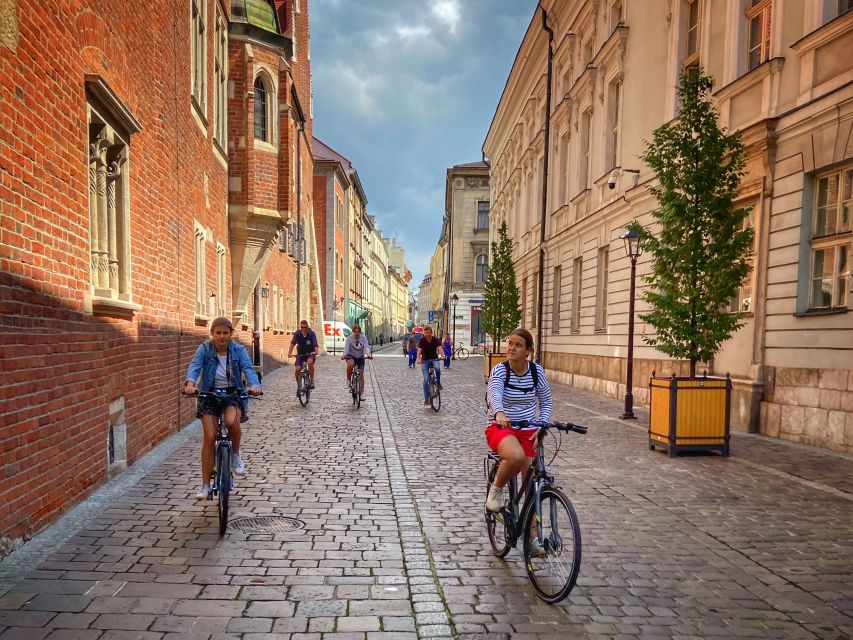 Krakow: Complete Bike tour with all the highlights - Practical details before you reserve