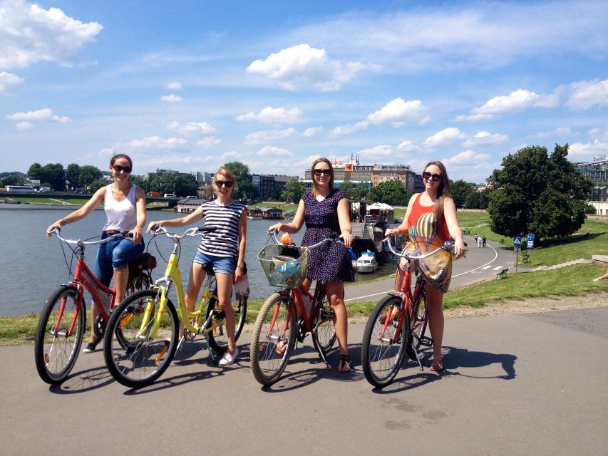 Krakow: Highlights of Krakow Bike Tour - Small Group - Churches, Wawel, and the Vistula